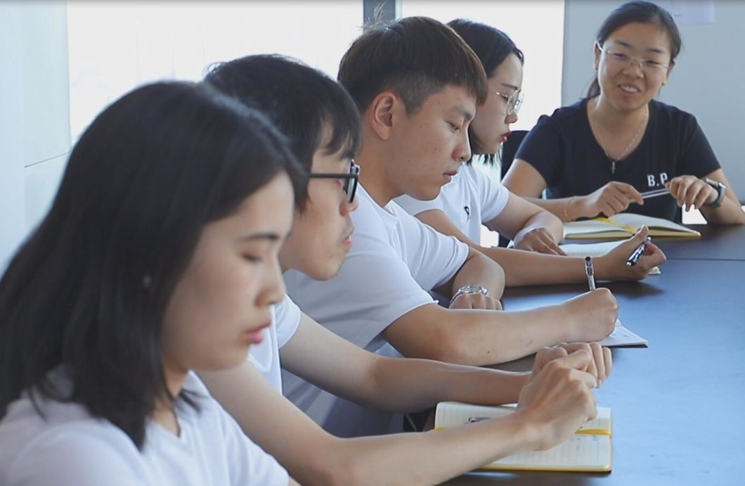 ~!phoenix_varIMG112!~