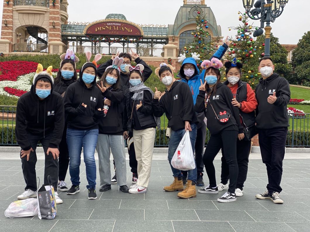 ~!phoenix_varIMG100!~